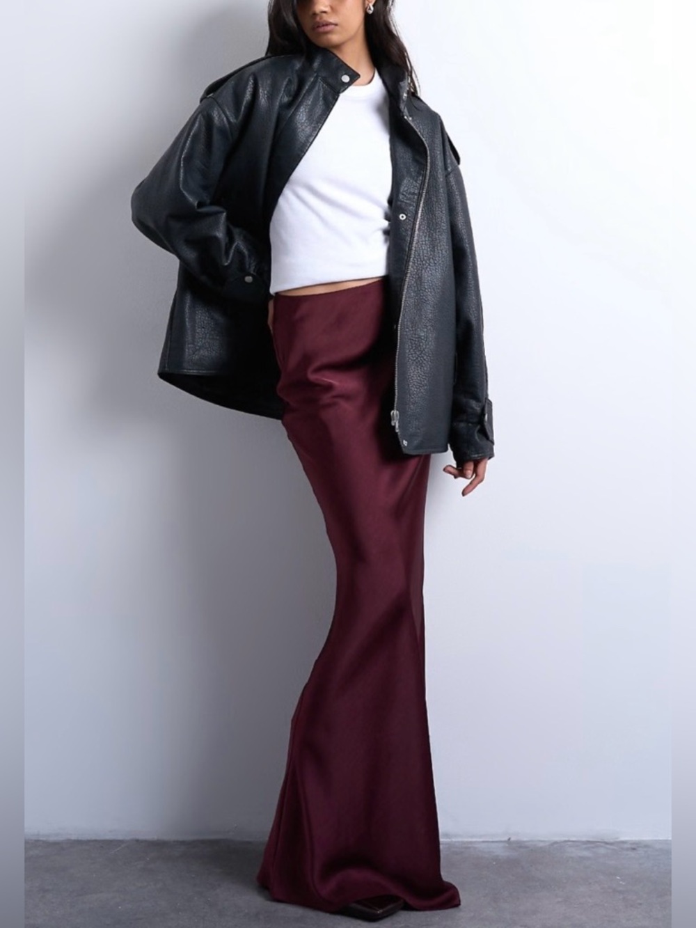 TopShop Women’s Satin Maxi Skirt - Burgundy